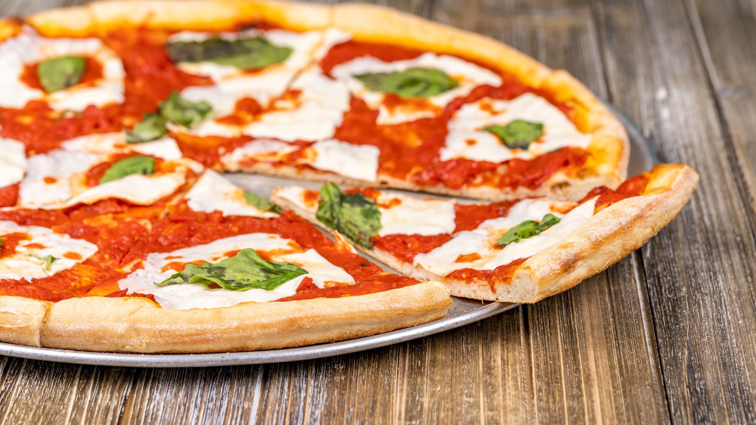 Margherita pizza in Patchogue, NY